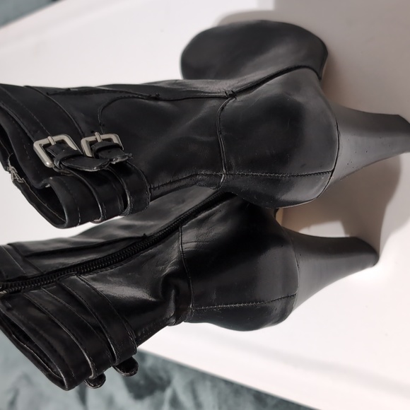 Audrey Brooke Black Leather Heeled Ankle Boots size 8 - Picture 7 of 10